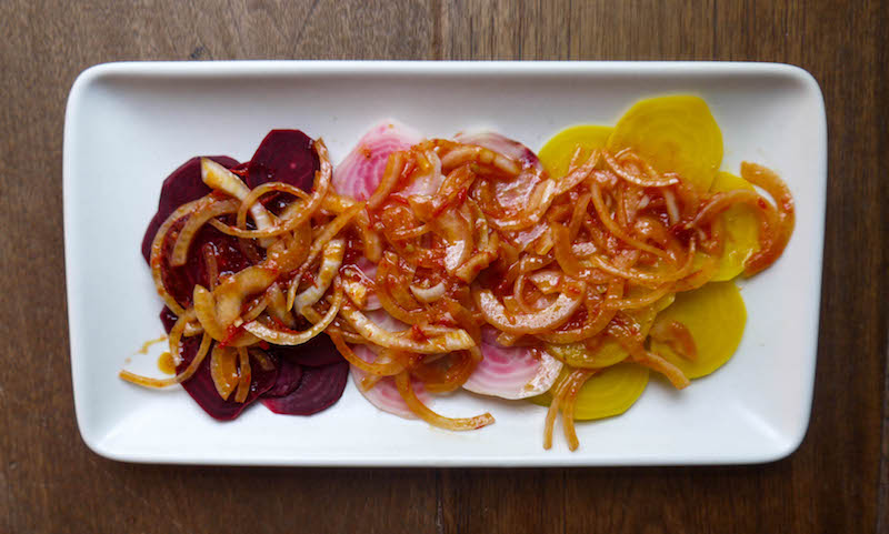 beet slices with onions